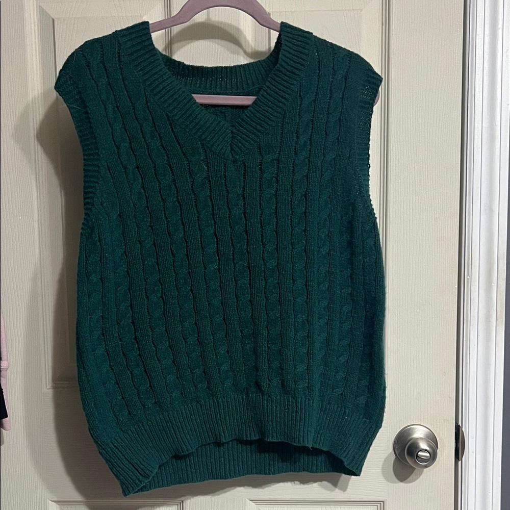 SHEIN Green V-Neck Cable Knit Sweater Vest